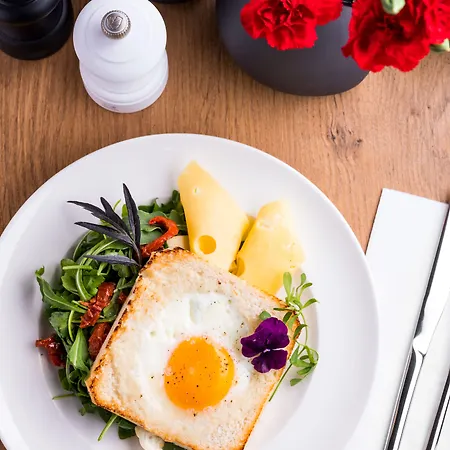 Wawel Queen 호텔 4*