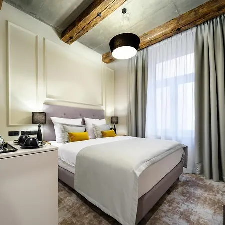 فندق Wawel Queen 4*